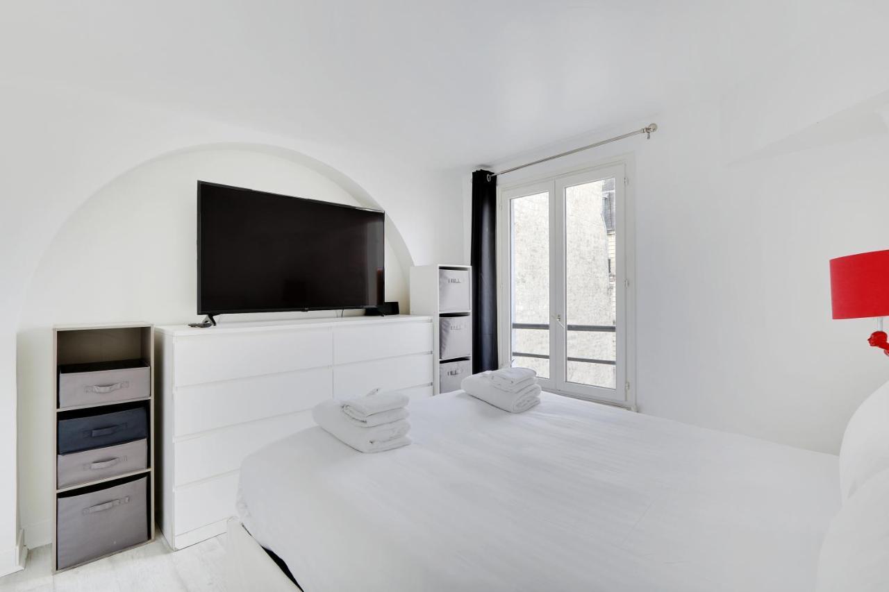 Pick A Flat'S Apartments In Le Marais - Rue Saint Merri Paryż Zewnętrze zdjęcie
